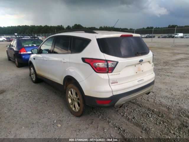 2018 FORD ESCAPE 1FMCU0GD7JUC18355 Photo 2