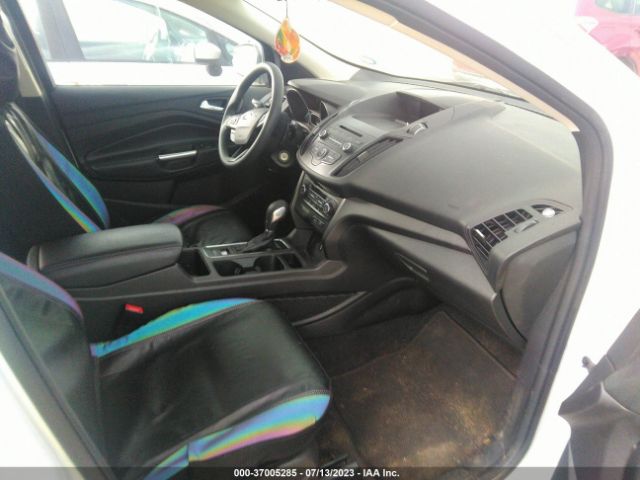 2018 FORD ESCAPE 1FMCU0GD7JUC18355 Photo 4