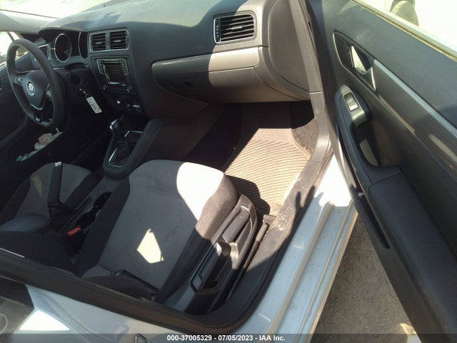 3VW2B7AJ4HM340776 Volkswagen Jetta 1.4t S