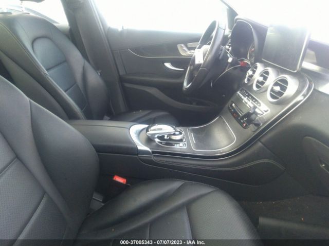 WDC0G4JB1GF029379 Mercedes-Benz Glc Glc 300