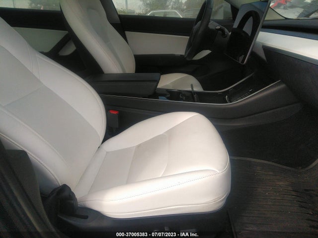 2020 Tesla 3, VIN: 5YJ3E1EB5LF651354