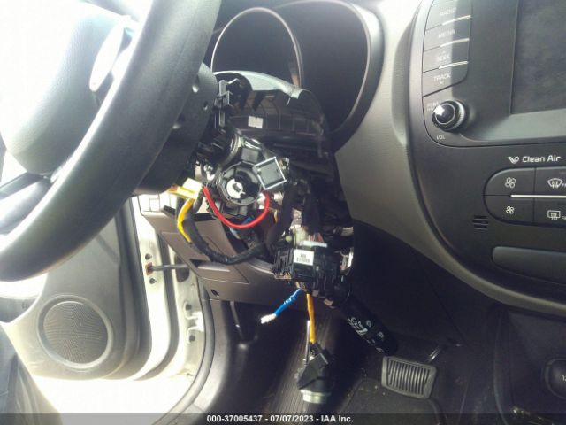 KNDJN2A26J7598301 KIA Soul Base