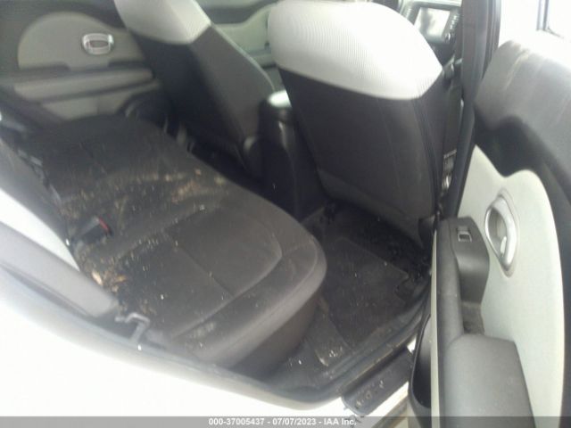 KNDJN2A26J7598301 KIA Soul Base