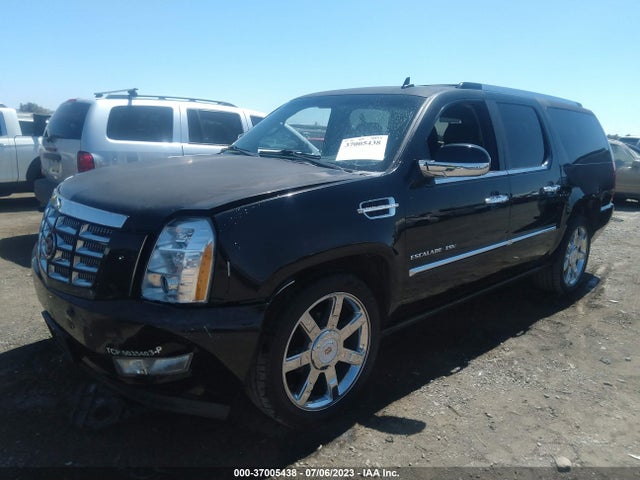 2013 CADILLAC ESCALADE ESV LUXURY VIN: 1GYS3HEF8DR167651