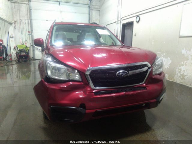 JF2SJAEC4HH413827 Subaru Forester Premium