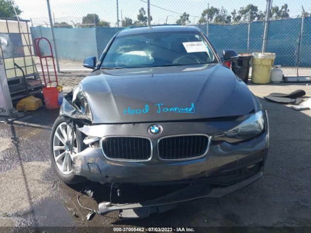 WBA8A9C59GK618098 BMW 3 Series 320i