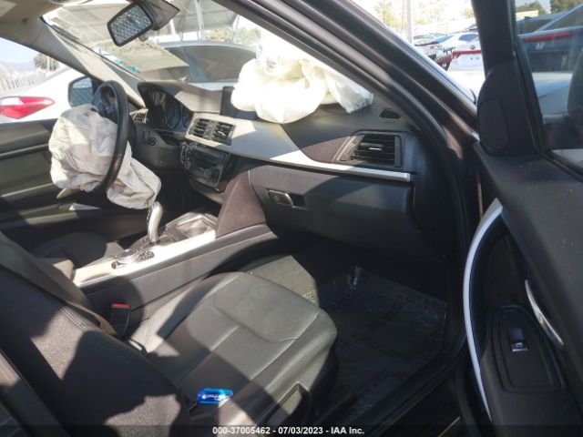 WBA8A9C59GK618098 BMW 3 Series 320i