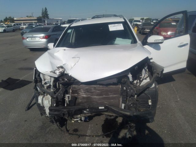 5XYKT3A63EG440221 KIA SORENTO LX