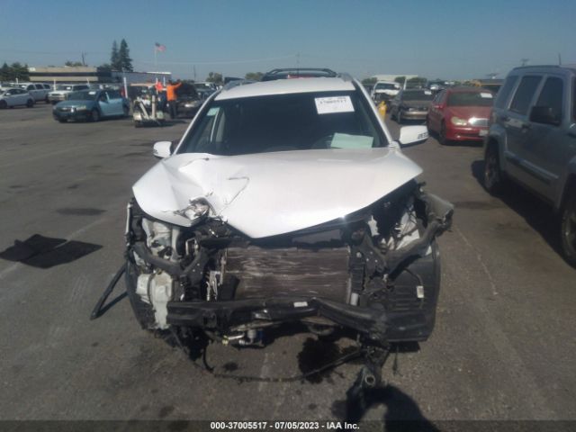 5XYKT3A63EG440221 KIA SORENTO LX