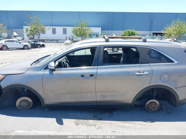 5XYPG4A34GG093393 KIA SORENTO LX