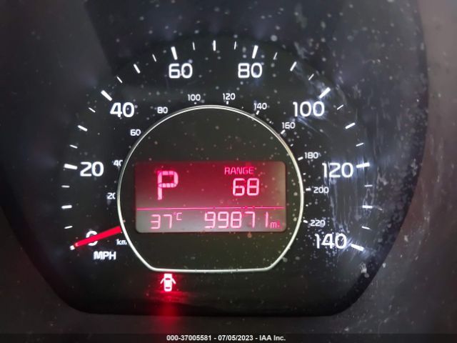 KNDJN2A26K7689215 KIA Soul Base