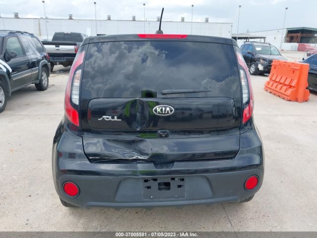 KNDJN2A26K7689215 KIA Soul Base