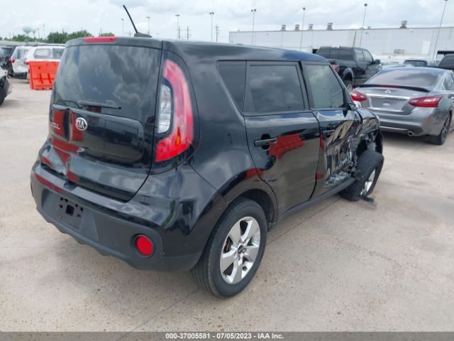 KNDJN2A26K7689215 KIA Soul Base