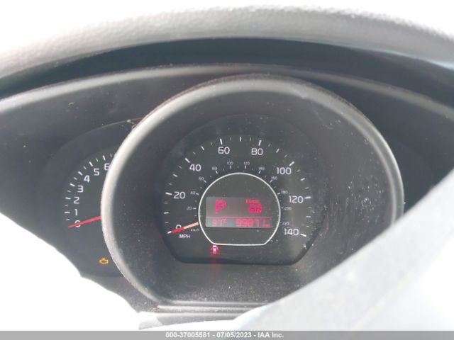 KNDJN2A26K7689215 KIA Soul Base