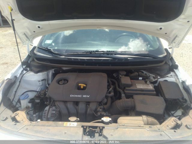 3KPFL4A79JE235364 KIA FORTE S