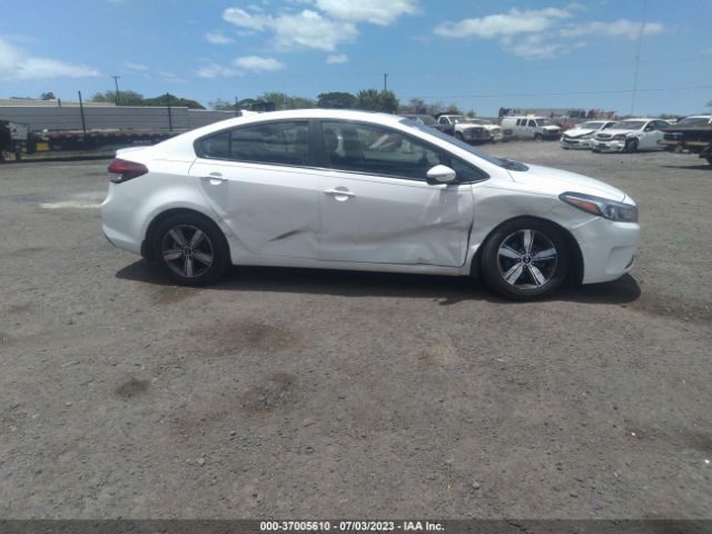 3KPFL4A79JE235364 KIA FORTE S