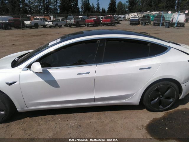 5YJ3E1EAXLF613738 Tesla Model 3 Standard Range