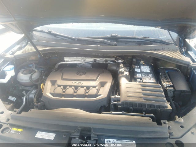 3VV1B7AX6JM028615 Volkswagen TIGUAN S
