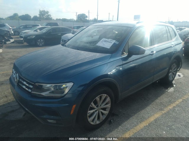3VV1B7AX6JM028615 Volkswagen TIGUAN S
