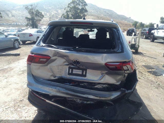 3VVRB7AX9PM072992 Volkswagen TIGUAN S
