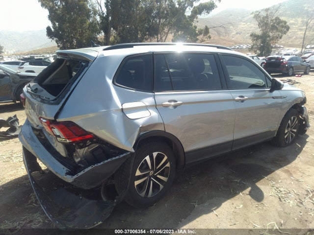 3VVRB7AX9PM072992 Volkswagen TIGUAN S