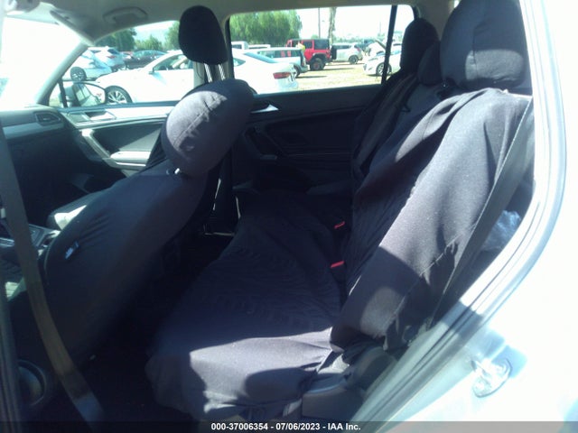3VVRB7AX9PM072992 Volkswagen TIGUAN S