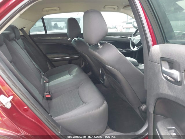 2C3CCAAG5KH612428 Chrysler 300 Touring