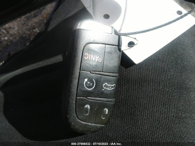 2012 CHRYSLER 300 SRT8 VIN: 2C3CCAFJ7CH801118