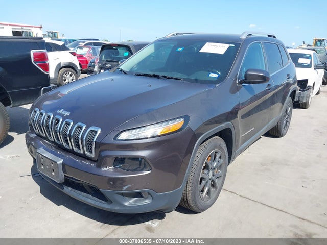 1C4PJLCS5EW170756 Jeep Cherokee Latitude