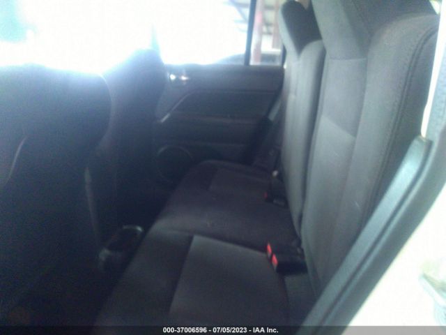 1C4NJRFB2GD542011 Jeep Patriot Latitude