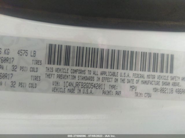 1C4NJRFB2GD542011 Jeep Patriot Latitude