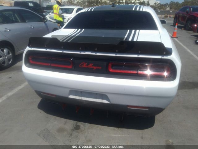 2C3CDZBT3GH209921 Dodge Challenger R/t Plus Shaker