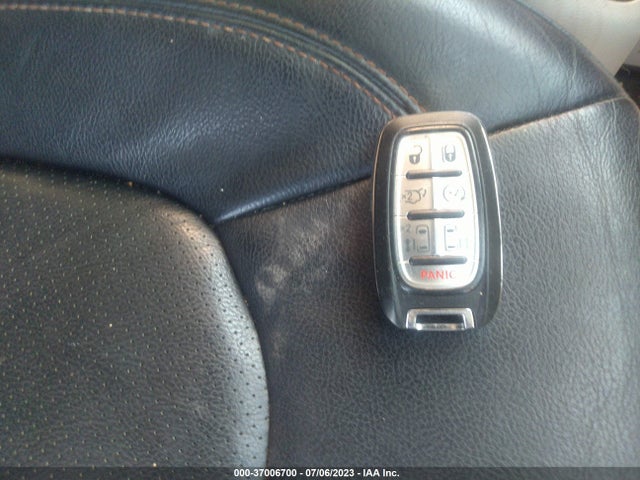 2C4RC1EG5HR811045 Chrysler Pacifica Touring-l Plus