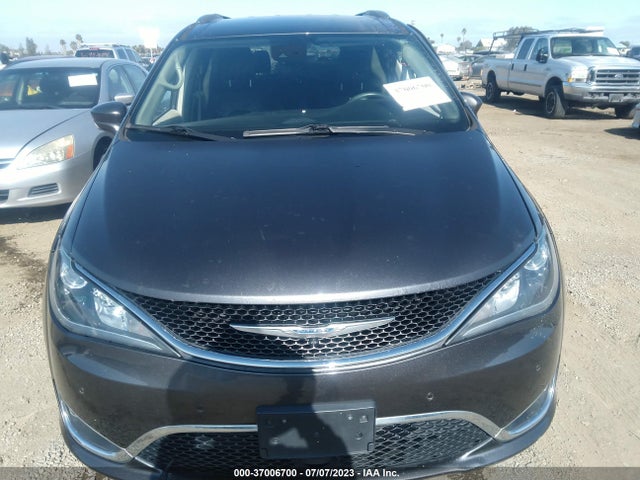 2C4RC1EG5HR811045 Chrysler Pacifica Touring-l Plus