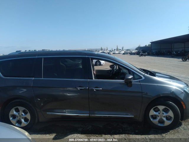 2C4RC1EG5HR811045 Chrysler Pacifica Touring-l Plus