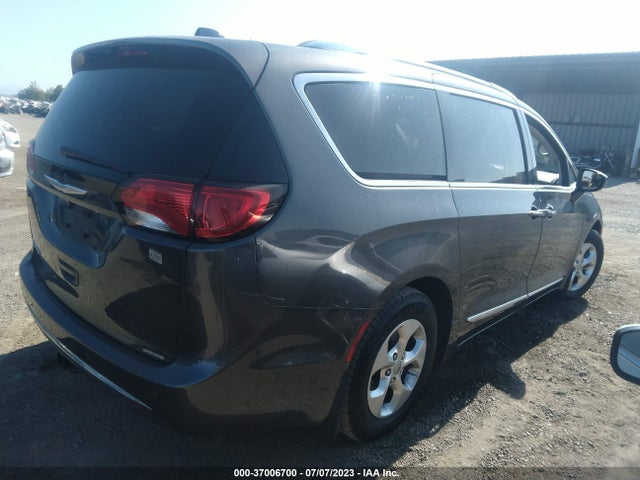 2C4RC1EG5HR811045 Chrysler Pacifica Touring-l Plus