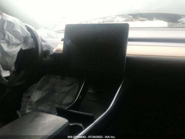 5YJ3E1EA5JF123396 Tesla Model 3 Mid Range/long Range