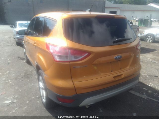 1FMCU9GX1GUA42099 Ford ESCAPE SE