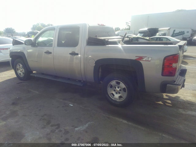 2008 CHEVROLET SILVERADO 1500 LT W/1LT VIN: 2GCEC13J181213207