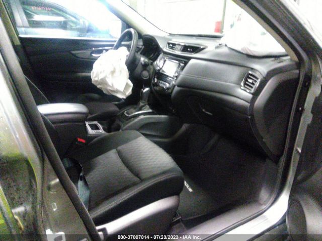 JN8AT2MV8KW402396 Nissan ROGUE SV