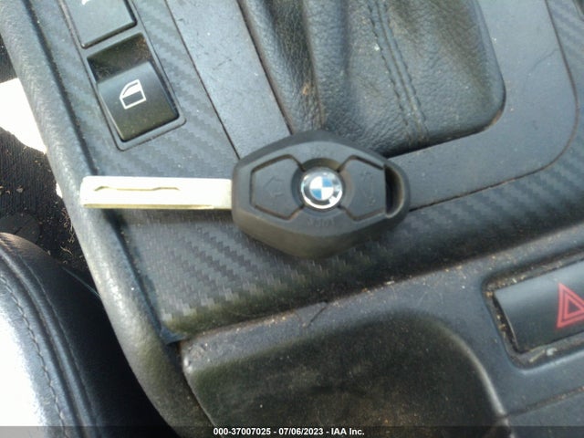 2003 BMW 3 SERIES 325I VIN: WBAET37493NJ38955