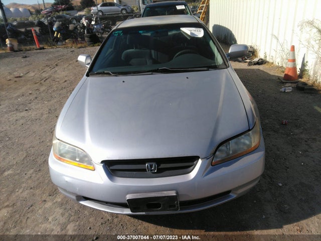 2000 HONDA ACCORD CPE LX VIN: 1HGCG3263YA023226