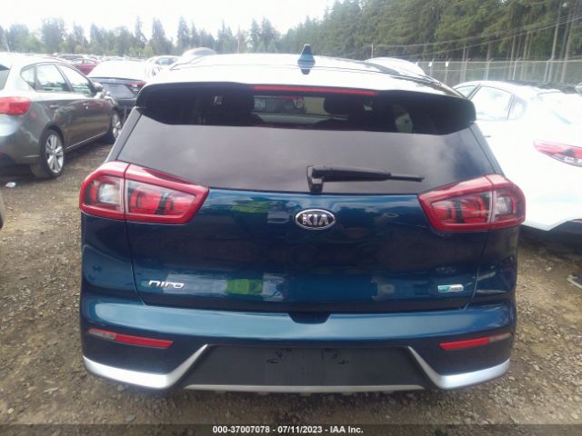 KNDCB3LC7K5263106 KIA NIRO LX