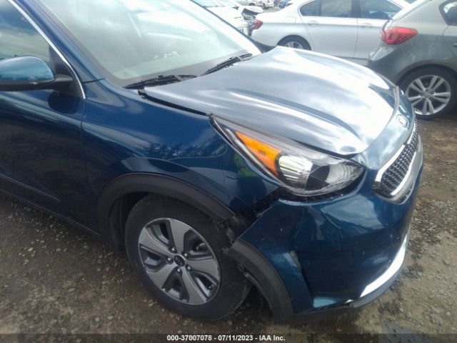 KNDCB3LC7K5263106 KIA NIRO LX