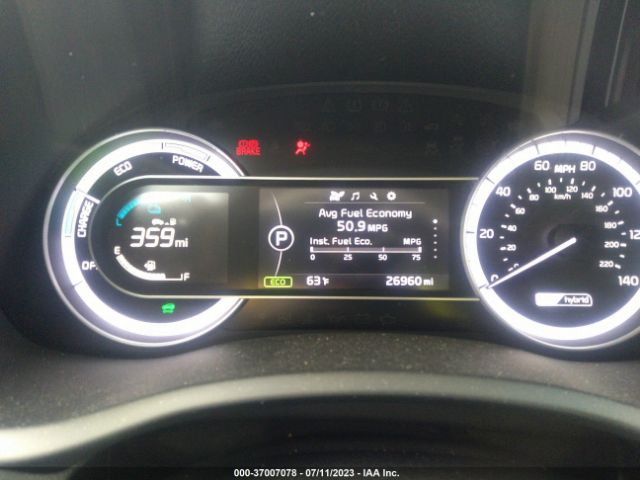 KNDCB3LC7K5263106 KIA NIRO LX