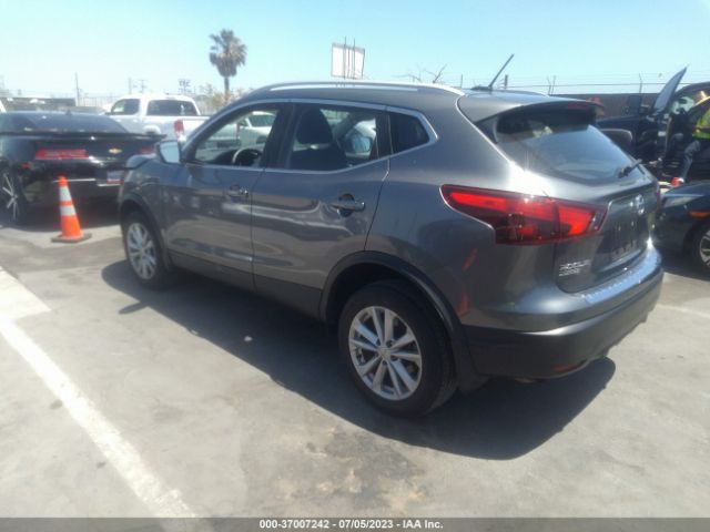JN1BJ1CP2JW181267 Nissan Rogue Sport Sv