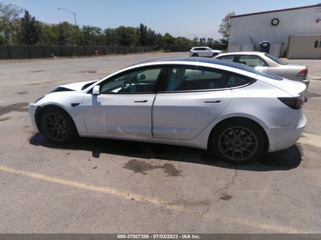 5YJ3E1EA4MF994309 Tesla Model 3 Standard Range Plus