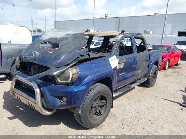 Toyota Tacoma Prerunner 2015 5TFJU4GN6FX072516 Image 2