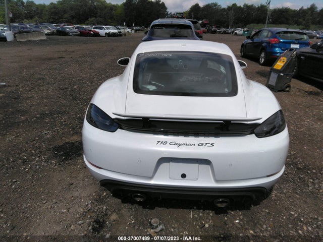 2022 Porsche 718, VIN: WP0AD2A86NS268524