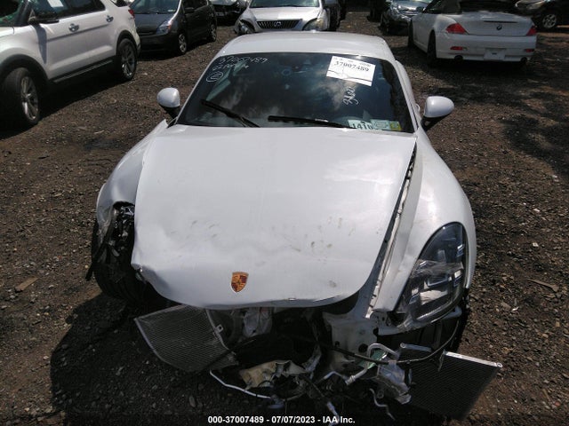 2022 Porsche 718, VIN: WP0AD2A86NS268524